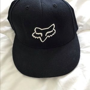 Black fox hat